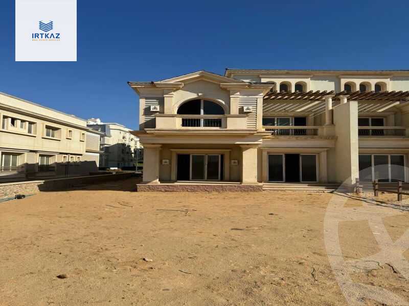 https://aqarmap.com.eg/en/listing/5363660-for-sale-cairo-new-cairo-compounds-mountain-view-hyde-park