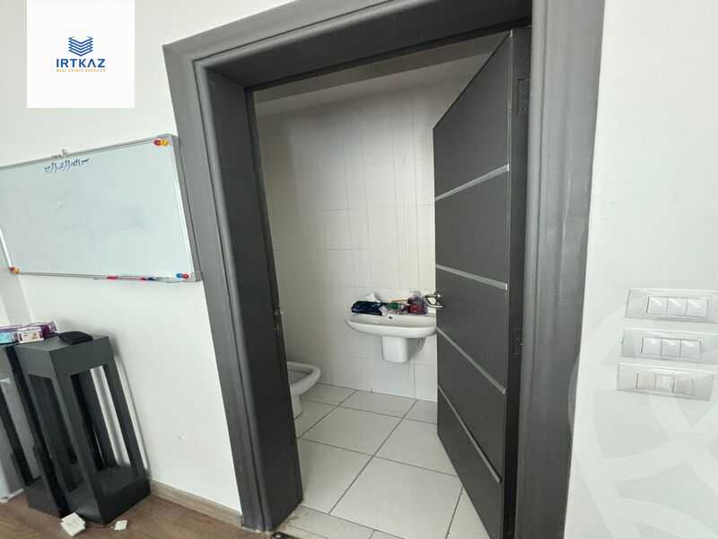 https://aqarmap.com.eg/en/listing/5421033-for-rent-cairo-new-cairo-compounds-kyrw-byzns-blz-btr-hwm-llttwyr