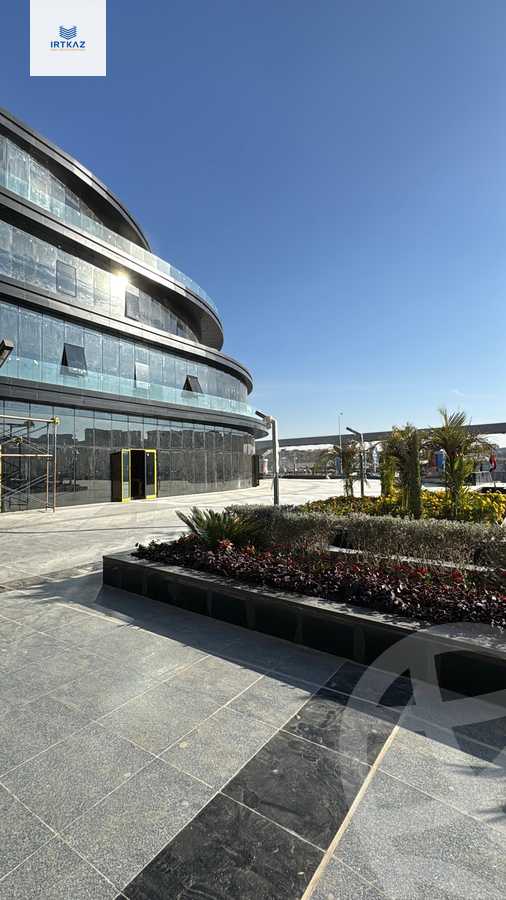 https://aqarmap.com.eg/en/listing/5421927-for-rent-cairo-new-cairo-90th-street-auc