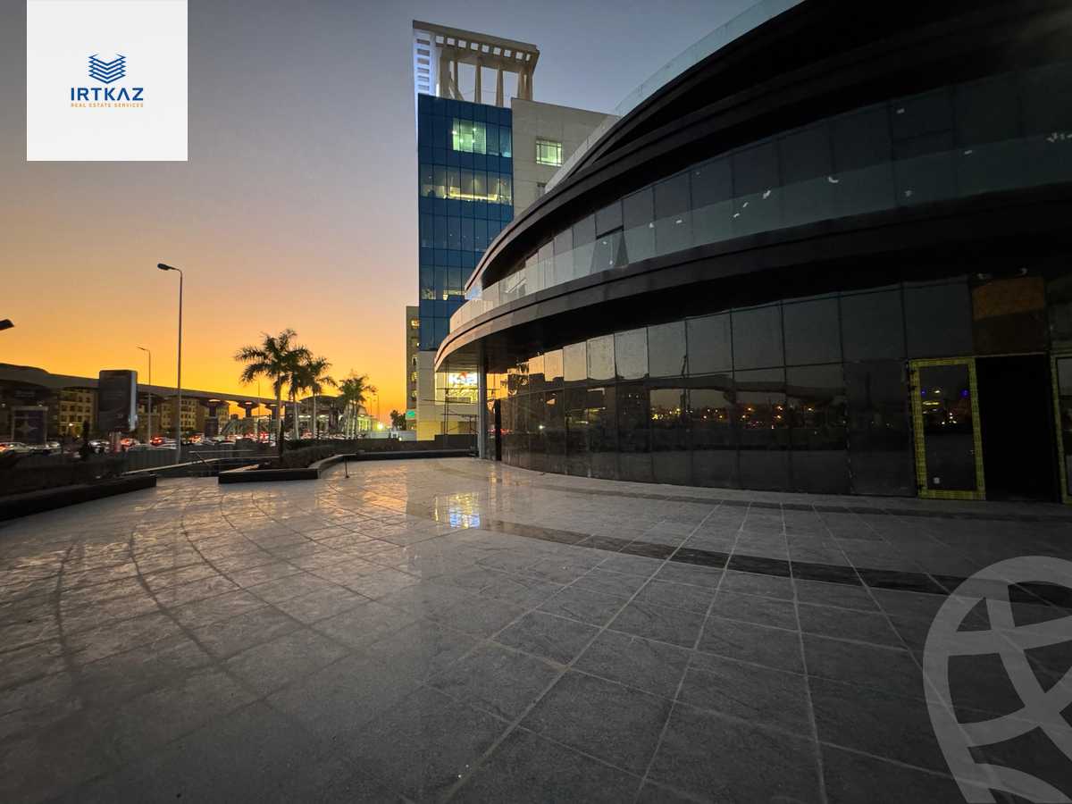 https://aqarmap.com.eg/en/listing/5421927-for-rent-cairo-new-cairo-90th-street-auc