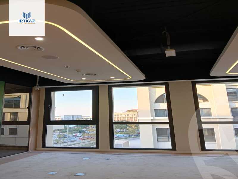 https://aqarmap.com.eg/ar/listing/5512626-for-sale-cairo-new-cairo-compounds-mivida-mivida-business-park-emaar
