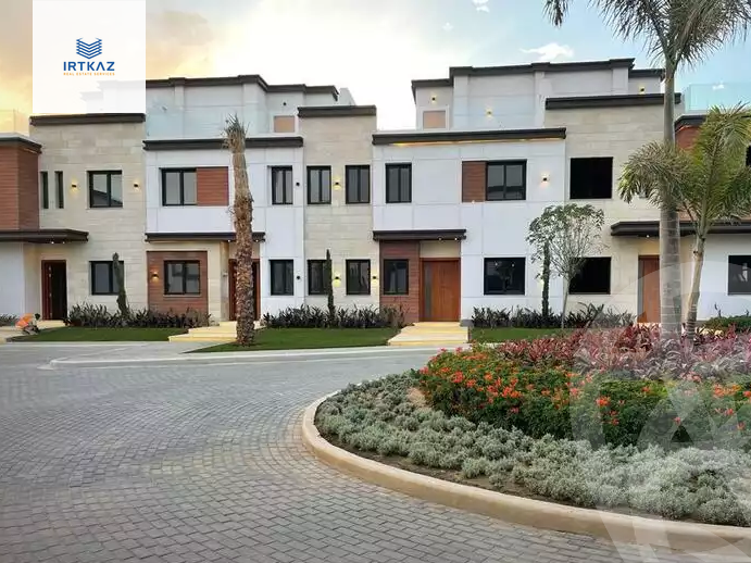 https://aqarmap.com.eg/en/listing/5519833-for-sale-cairo-new-cairo-compounds-azzar