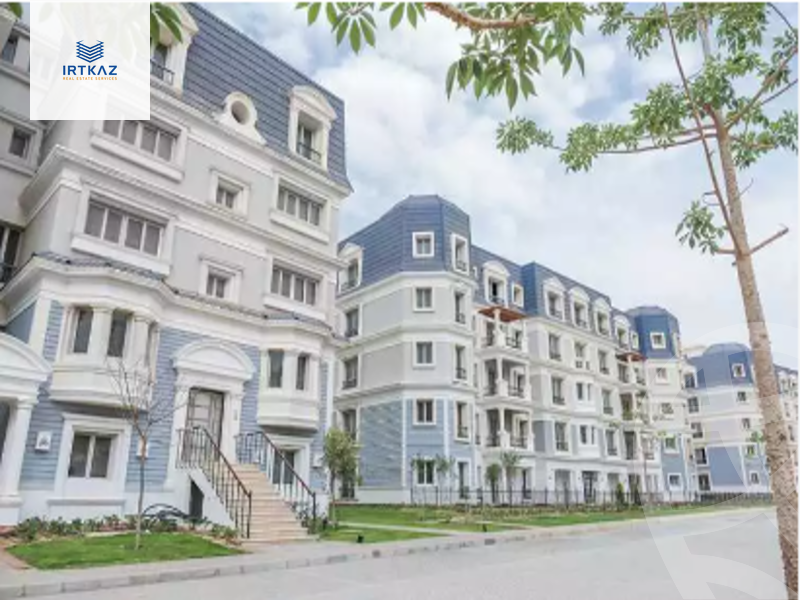 https://aqarmap.com.eg/en/listing/5579041-for-sale-cairo-new-cairo-compounds-mountain-view-hyde-park