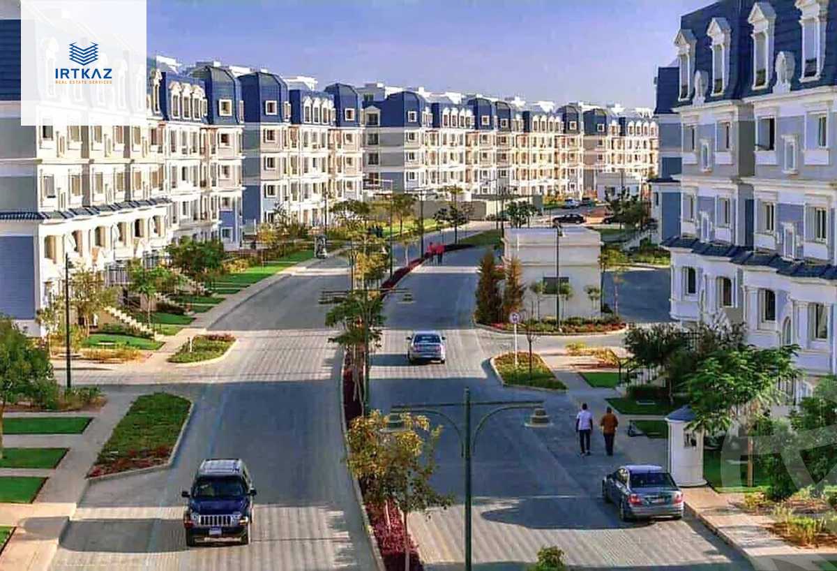https://aqarmap.com.eg/ar/listing/5672181-for-sale-cairo-new-cairo-compounds-mountain-view-hyde-park