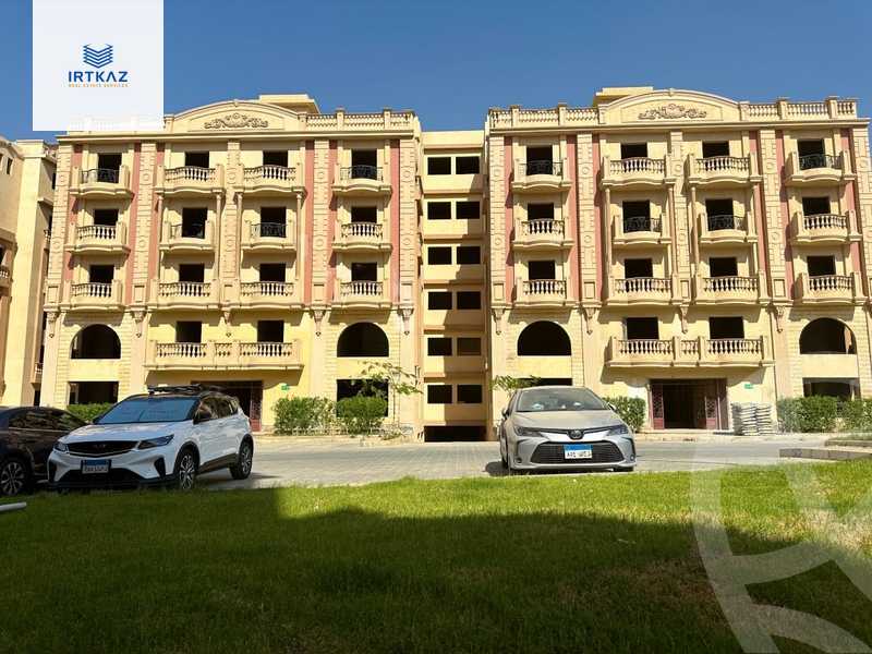 https://aqarmap.com.eg/en/listing/5684344-for-sale-cairo-new-cairo-compounds-el-ashrafia