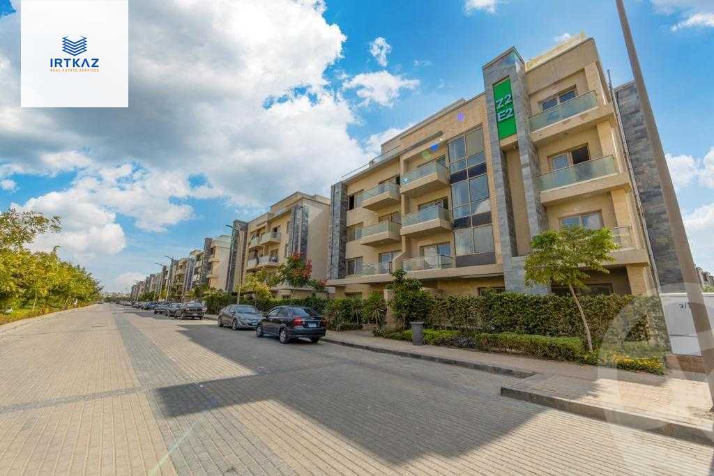 https://aqarmap.com.eg/en/listing/5701001-for-sale-cairo-new-cairo-compounds-galleria-moon-valley