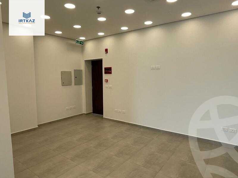 https://aqarmap.com.eg/en/listing/5714203-for-rent-cairo-new-cairo-compounds-jwr-kwmyrshyl-kwmblks-makeplace