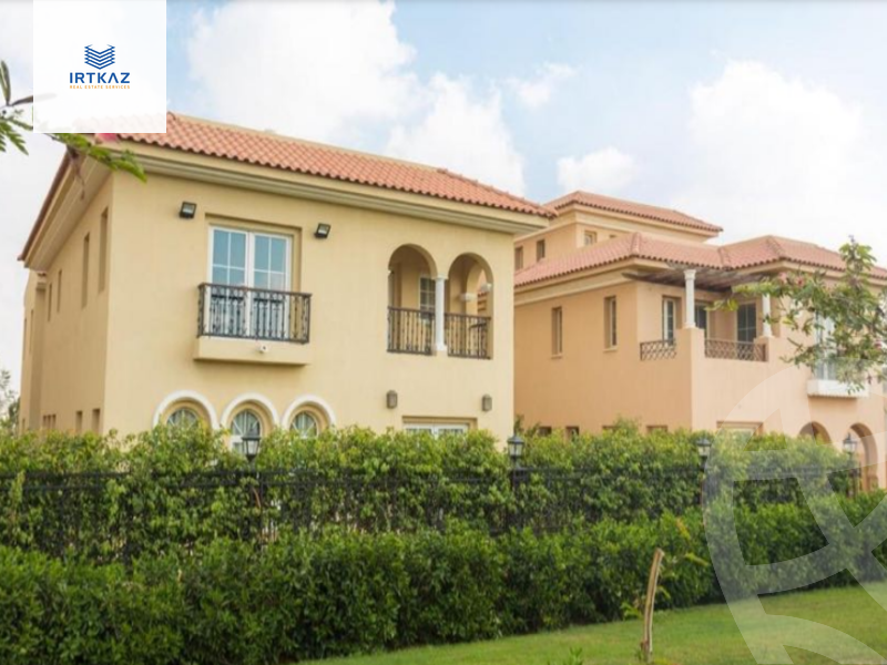 https://aqarmap.com.eg/ar/listing/5730383-for-sale-cairo-new-cairo-compounds-hyde-park-centre-ville-hyde-park