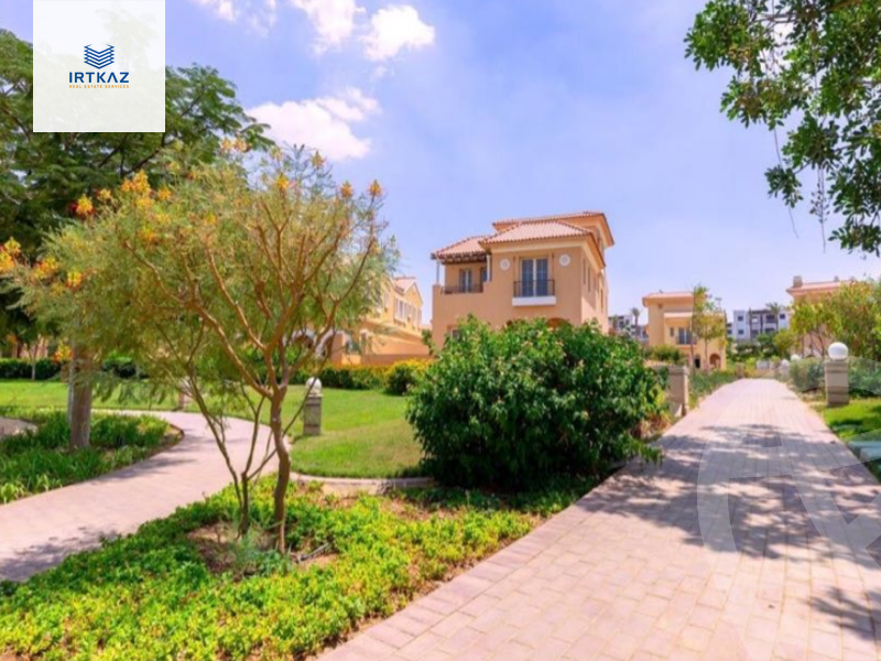 https://aqarmap.com.eg/ar/listing/5730383-for-sale-cairo-new-cairo-compounds-hyde-park-centre-ville-hyde-park
