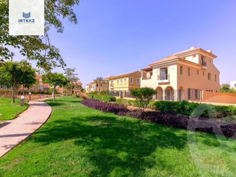https://aqarmap.com.eg/ar/listing/5730383-for-sale-cairo-new-cairo-compounds-hyde-park-centre-ville-hyde-park