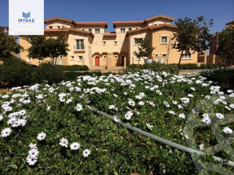 https://aqarmap.com.eg/ar/listing/5730383-for-sale-cairo-new-cairo-compounds-hyde-park-centre-ville-hyde-park