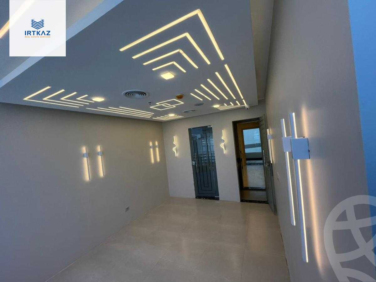 https://aqarmap.com.eg/en/listing/5741363-for-rent-cairo-new-cairo-compounds-kyrw-kbytl-sntr-ktlyst-llttwyr
