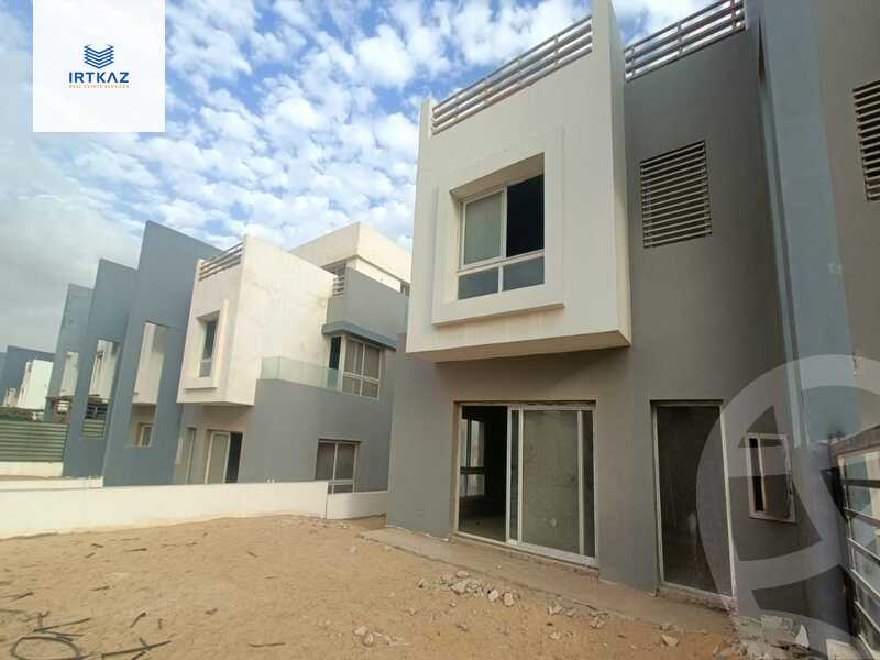 https://aqarmap.com.eg/ar/listing/5773340-for-sale-cairo-new-cairo-compounds-hyde-park-park-corner-hyde-park