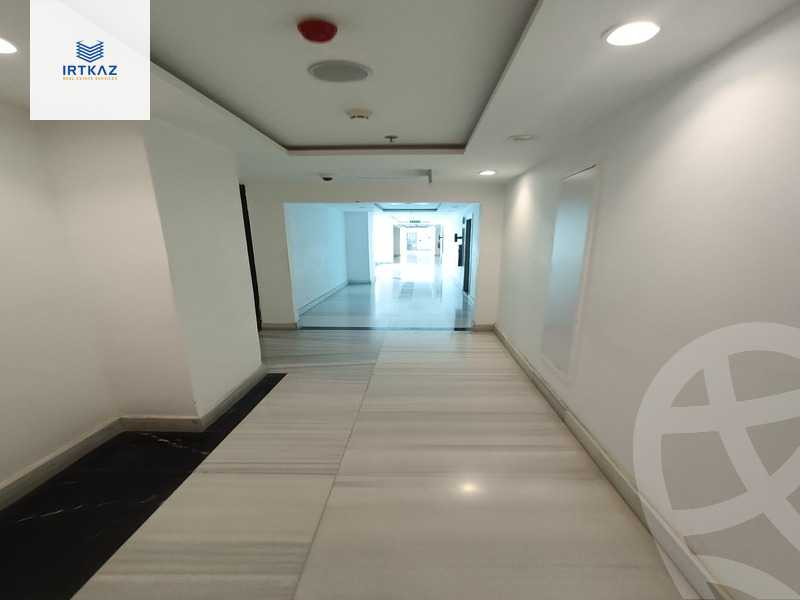 https://aqarmap.com.eg/en/listing/5775068-for-sale-cairo-new-cairo-compounds-tryfywm-byzns-kwmblks-nm-llttwyr