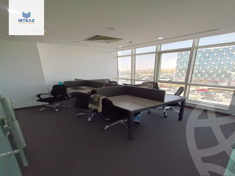 https://aqarmap.com.eg/en/listing/5775068-for-sale-cairo-new-cairo-compounds-tryfywm-byzns-kwmblks-nm-llttwyr