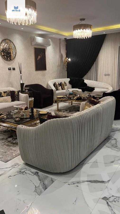 https://aqarmap.com.eg/ar/listing/5800482-for-sale-cairo-new-cairo-compounds-hyde-park-greens-hyde-park-compound