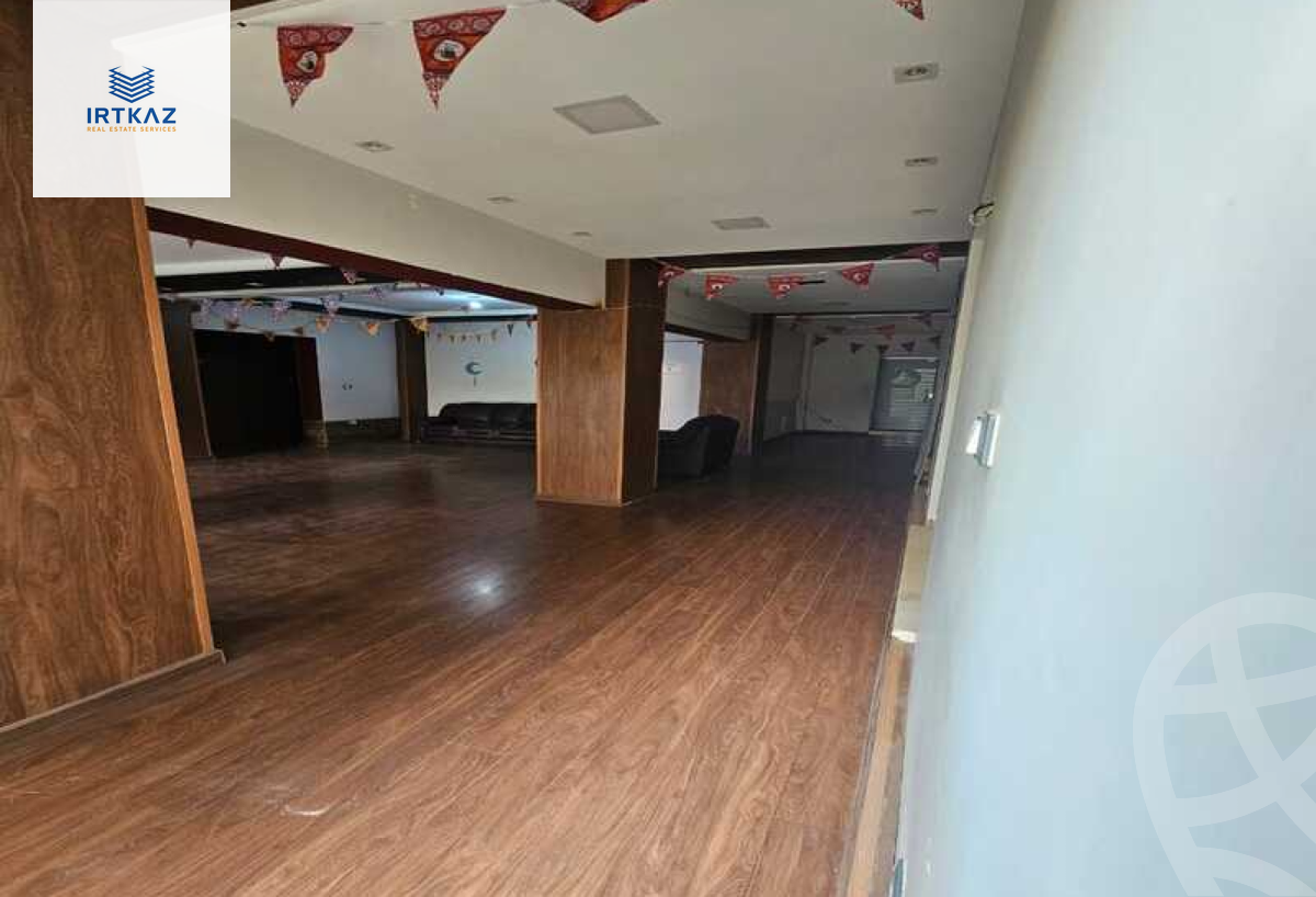 https://aqarmap.com.eg/ar/listing/5833693-for-rent-cairo-mokattam-lhdb-l-ly-shareaa-9