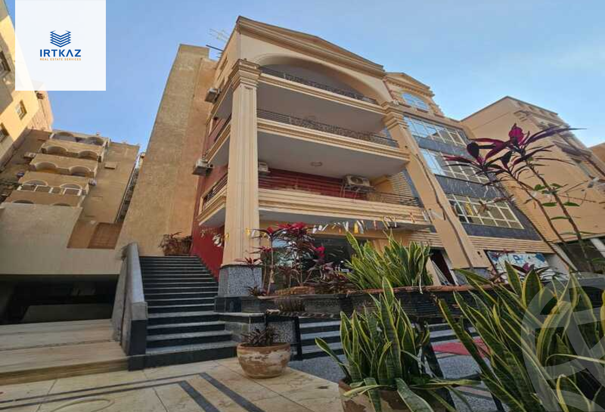 https://aqarmap.com.eg/ar/listing/5833693-for-rent-cairo-mokattam-lhdb-l-ly-shareaa-9