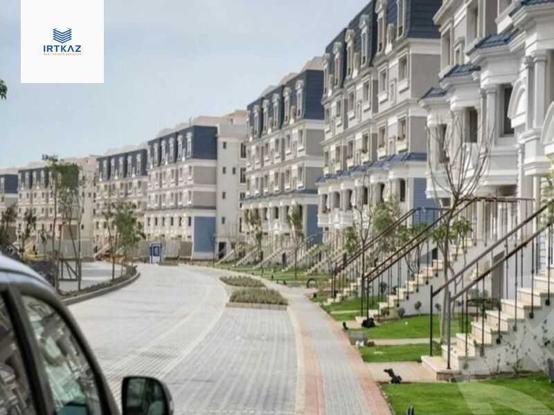 https://aqarmap.com.eg/en/listing/5860181-for-sale-cairo-new-cairo-compounds-mountain-view-hyde-park