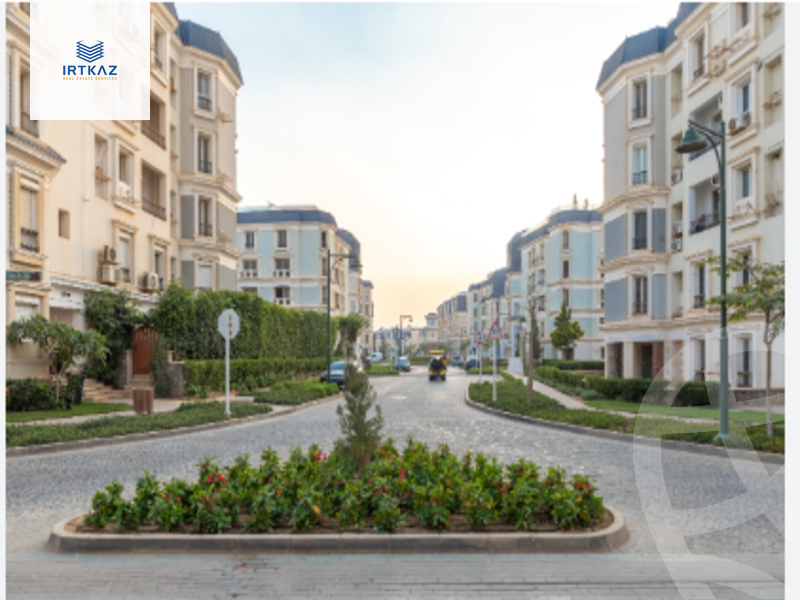 https://aqarmap.com.eg/en/listing/5860181-for-sale-cairo-new-cairo-compounds-mountain-view-hyde-park