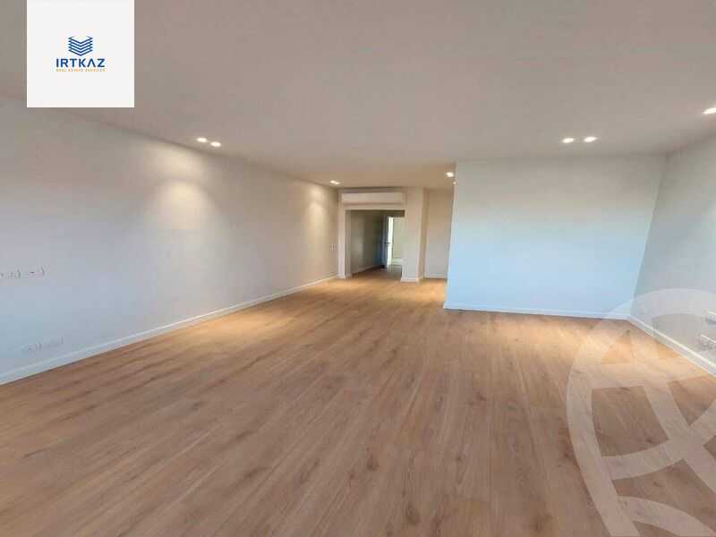 https://aqarmap.com.eg/en/listing/5860579-for-sale-cairo-new-administrative-capital-r4-la-vista-city