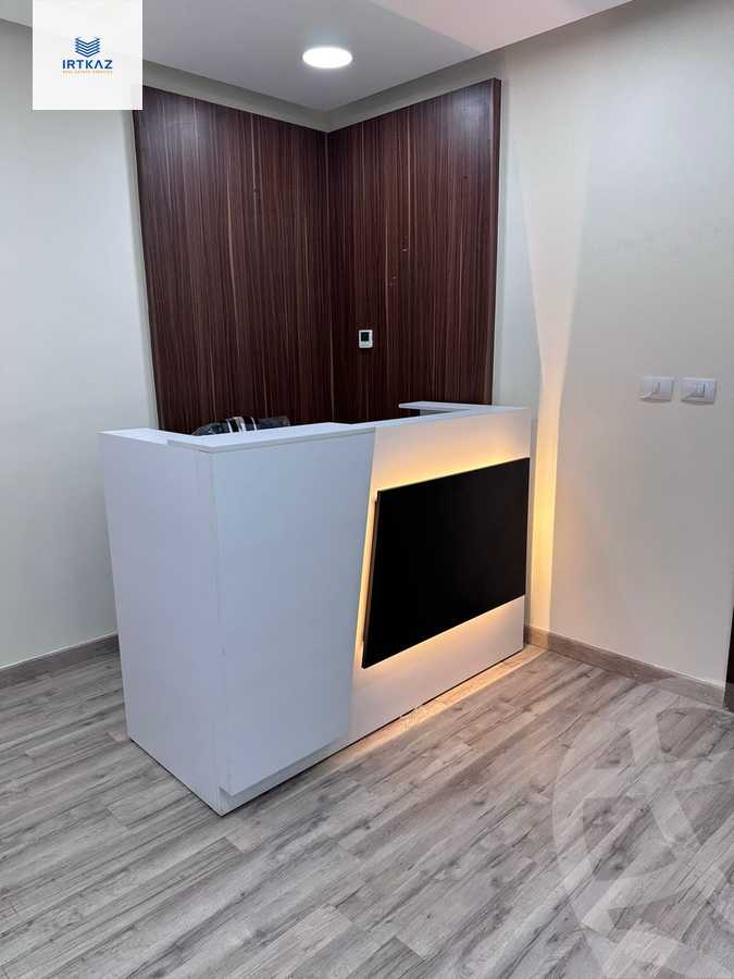https://aqarmap.com.eg/ar/listing/5863915-for-rent-cairo-new-cairo-compounds-tryfywm-skwyr-mwl-nm-llttwyr