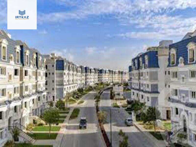 https://aqarmap.com.eg/en/listing/5866917-for-sale-cairo-new-cairo-compounds-mountain-view-hyde-park