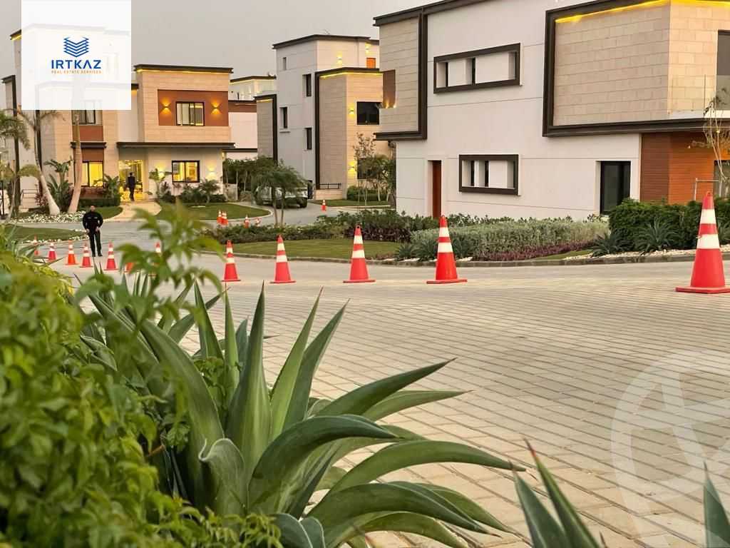 https://aqarmap.com.eg/en/listing/5879050-for-sale-cairo-new-cairo-compounds-azzar