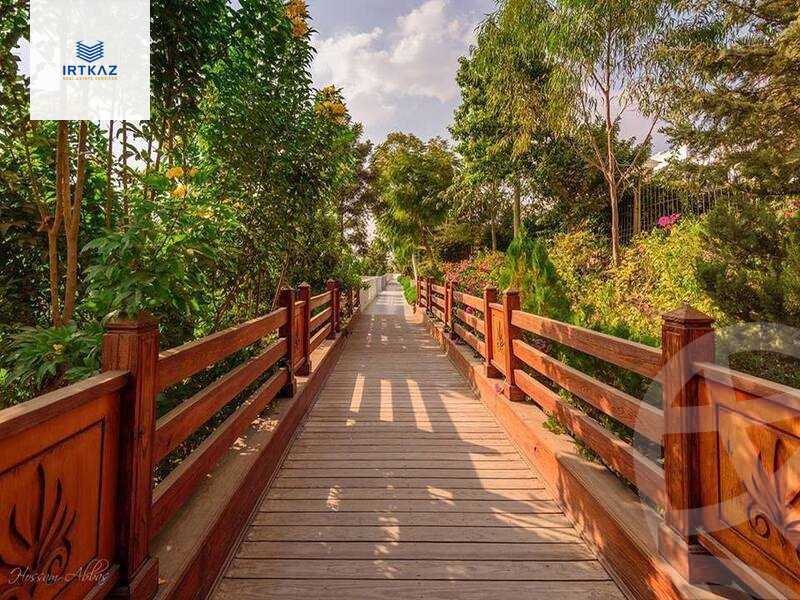 https://aqarmap.com.eg/en/listing/5879749-for-sale-cairo-new-cairo-compounds-mountain-view-1
