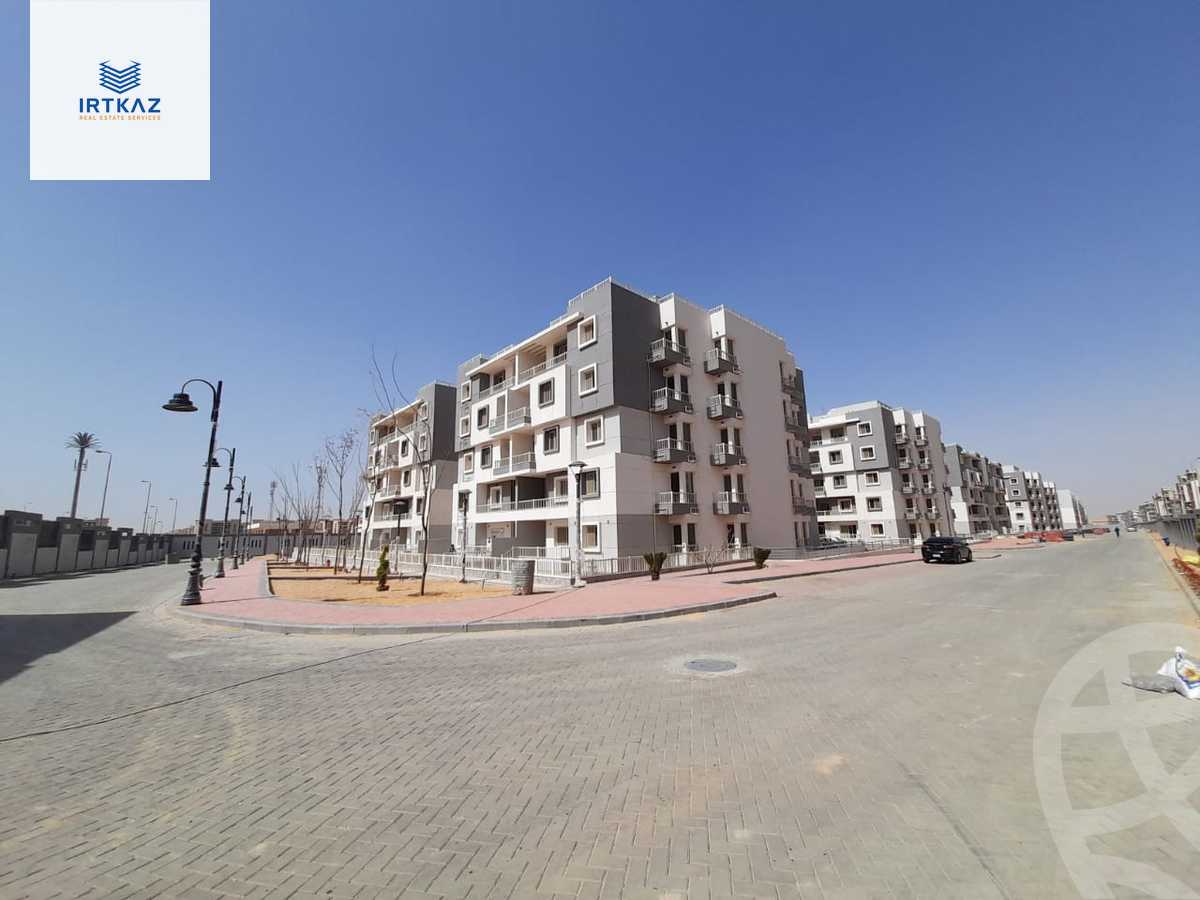 https://aqarmap.com.eg/en/listing/5882016-for-sale-cairo-new-cairo-compounds-jyd