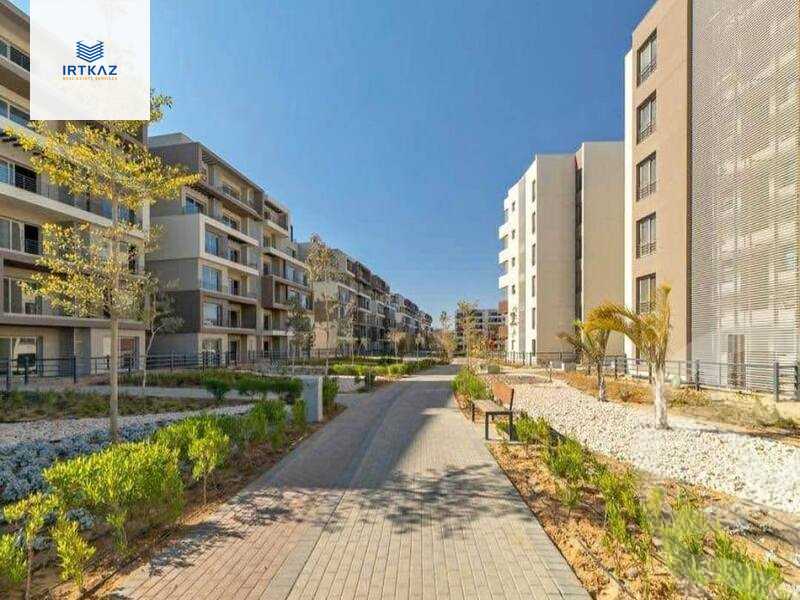 https://aqarmap.com.eg/en/listing/5884904-for-sale-cairo-new-cairo-compounds-blm-hylz-nyw-kyrw
