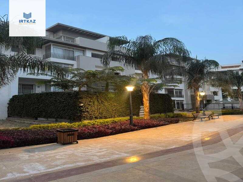 https://aqarmap.com.eg/en/listing/5884918-for-sale-cairo-new-cairo-compounds-hyde-park-park-corner-hyde-park