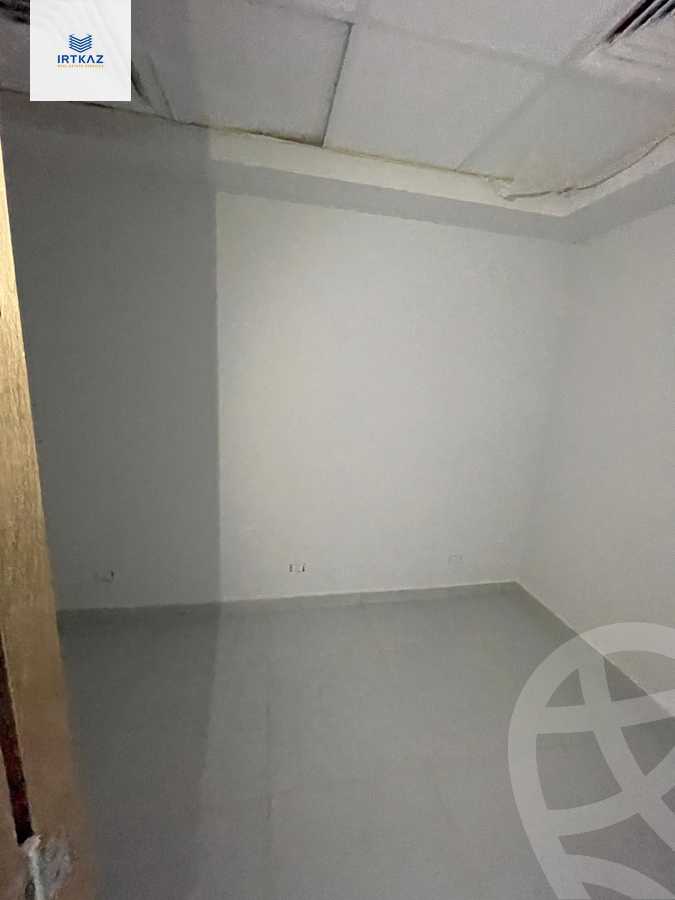 https://aqarmap.com.eg/ar/listing/5895683-for-rent-cairo-new-cairo-compounds-bznys-bls-ktlyst-llttwyr