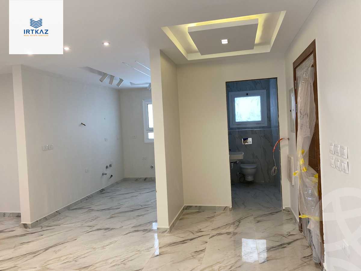https://aqarmap.com.eg/en/listing/5900503-for-sale-cairo-new-cairo-compounds-hyde-park