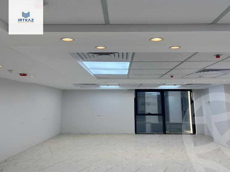 https://aqarmap.com.eg/en/listing/5901089-for-rent-cairo-new-cairo-compounds-hyde-park-business-district