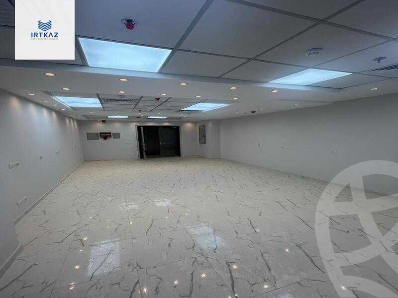 https://aqarmap.com.eg/en/listing/5901089-for-rent-cairo-new-cairo-compounds-hyde-park-business-district