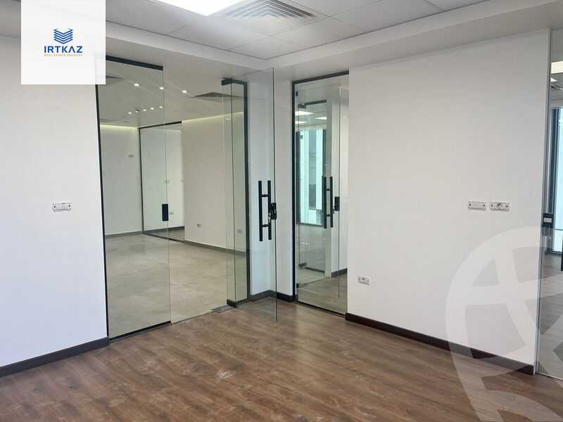 https://aqarmap.com.eg/en/listing/5936912-for-rent-cairo-new-cairo-compounds-hyde-park-business-district