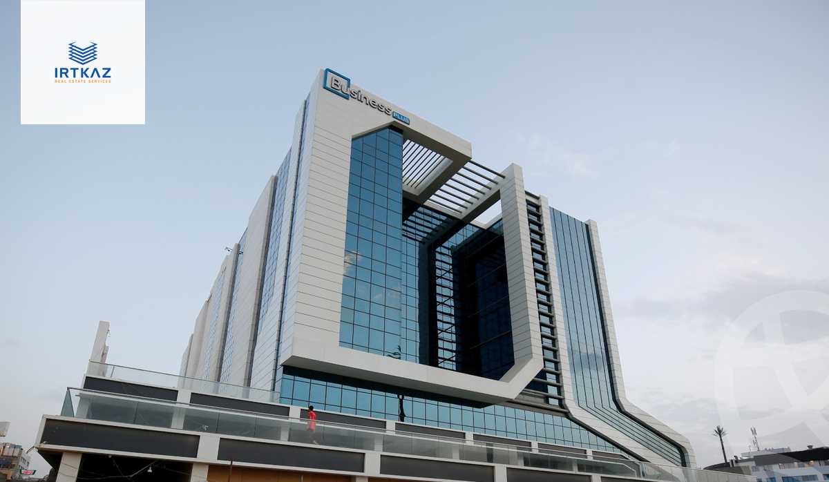 https://aqarmap.com.eg/en/listing/5944577-for-rent-cairo-new-cairo-compounds-bznys-bls-ktlyst-llttwyr