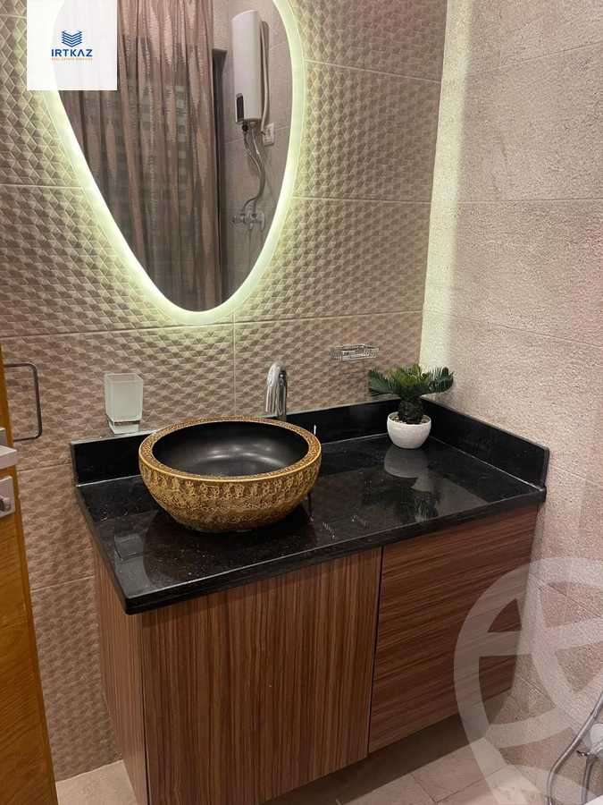 https://aqarmap.com.eg/en/listing/5985446-for-rent-cairo-new-cairo-compounds-lakeview-residence