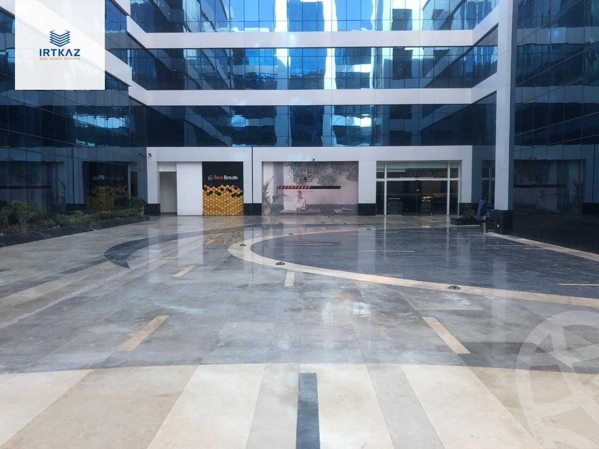 https://aqarmap.com.eg/en/listing/5985466-for-sale-cairo-new-cairo-compounds-tryfywm-byzns-kwmblks-nm-llttwyr