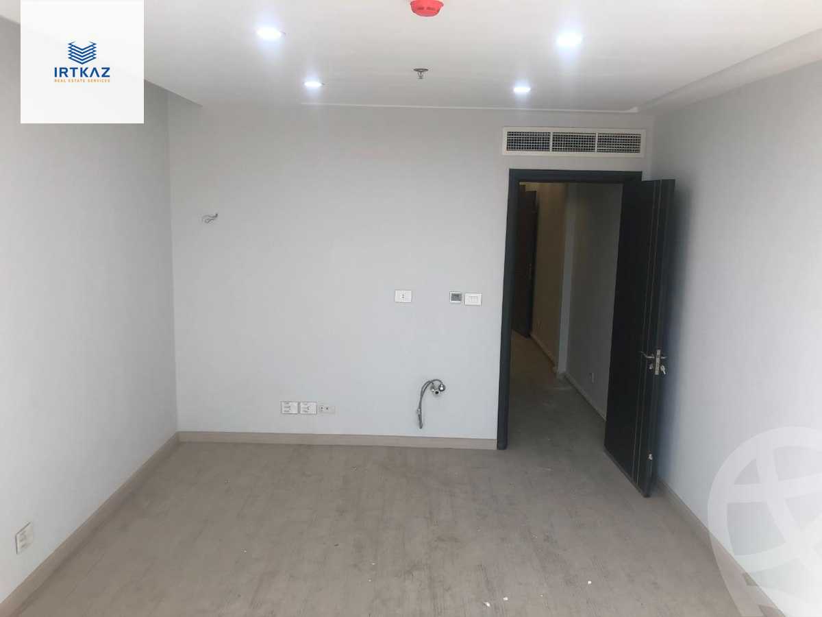 https://aqarmap.com.eg/en/listing/5985466-for-sale-cairo-new-cairo-compounds-tryfywm-byzns-kwmblks-nm-llttwyr