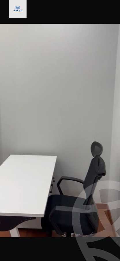 https://aqarmap.com.eg/en/listing/5985481-for-sale-cairo-new-cairo-compounds-byrl-d-rw