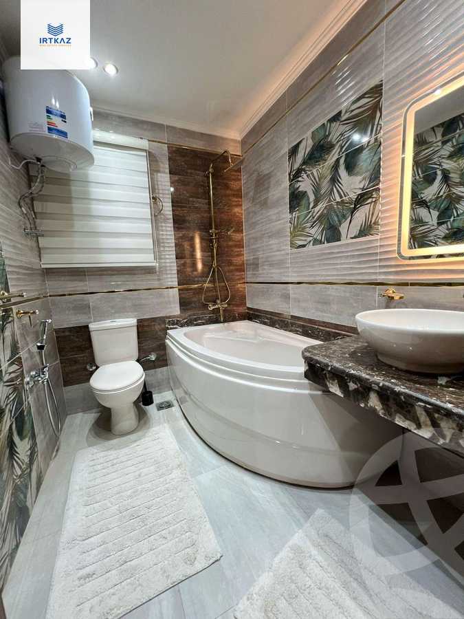 https://aqarmap.com.eg/en/listing/5985722-for-sale-cairo-new-cairo-compounds-mwrd-fq-llttwyr