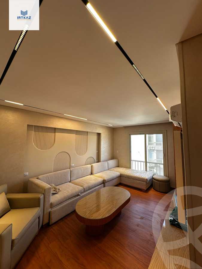 https://aqarmap.com.eg/en/listing/5986023-for-sale-cairo-new-cairo-compounds-jyd
