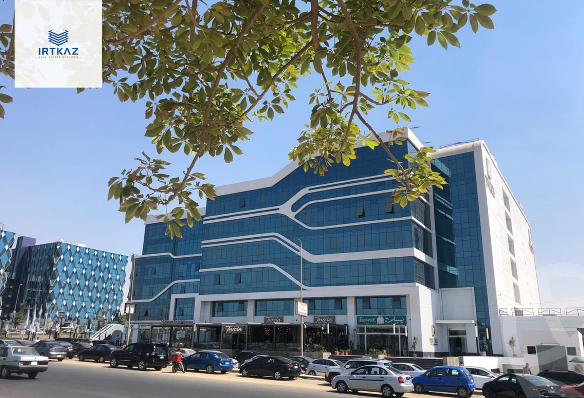 https://aqarmap.com.eg/en/listing/5988163-for-sale-cairo-new-cairo-compounds-tryfywm-byzns-kwmblks-nm-llttwyr