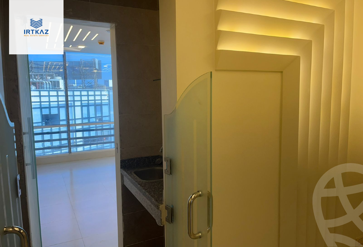 https://aqarmap.com.eg/en/listing/5988170-for-rent-cairo-new-cairo-compounds-kyrw-kbytl-sntr-ktlyst-llttwyr
