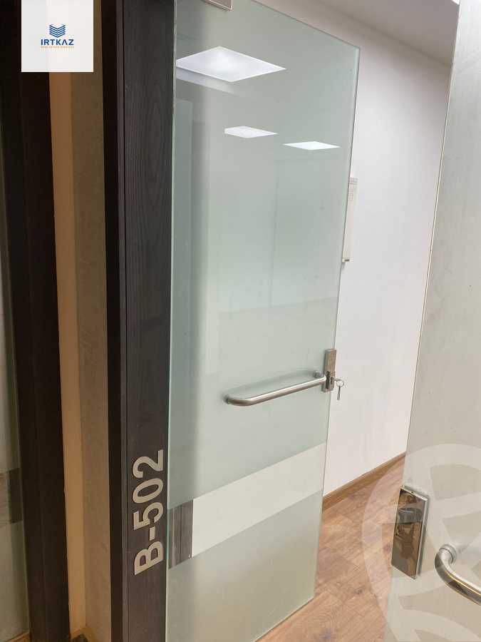 https://aqarmap.com.eg/en/listing/5988385-for-rent-cairo-new-cairo-compounds-hyde-park