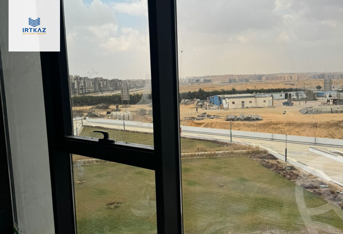 https://aqarmap.com.eg/en/listing/5988385-for-rent-cairo-new-cairo-compounds-hyde-park