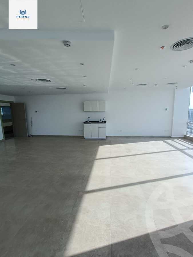 https://aqarmap.com.eg/en/listing/5988434-for-sale-cairo-new-cairo-compounds-kyrw-kbytl-sntr-ktlyst-llttwyr