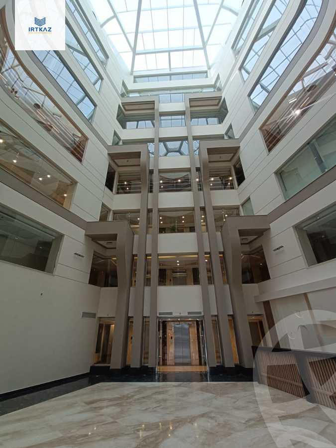 https://aqarmap.com.eg/en/listing/5988434-for-sale-cairo-new-cairo-compounds-kyrw-kbytl-sntr-ktlyst-llttwyr
